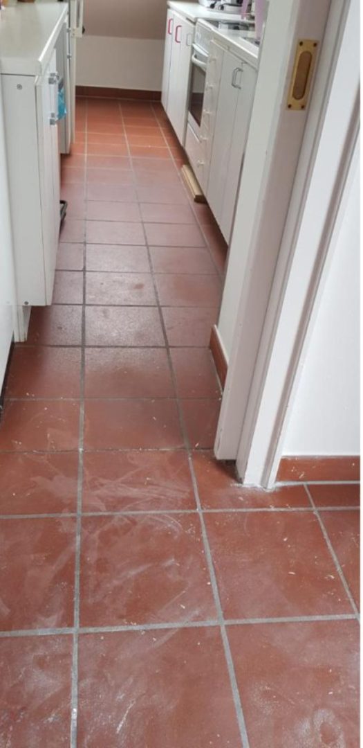 Terrakotta csempe takarítás előtt